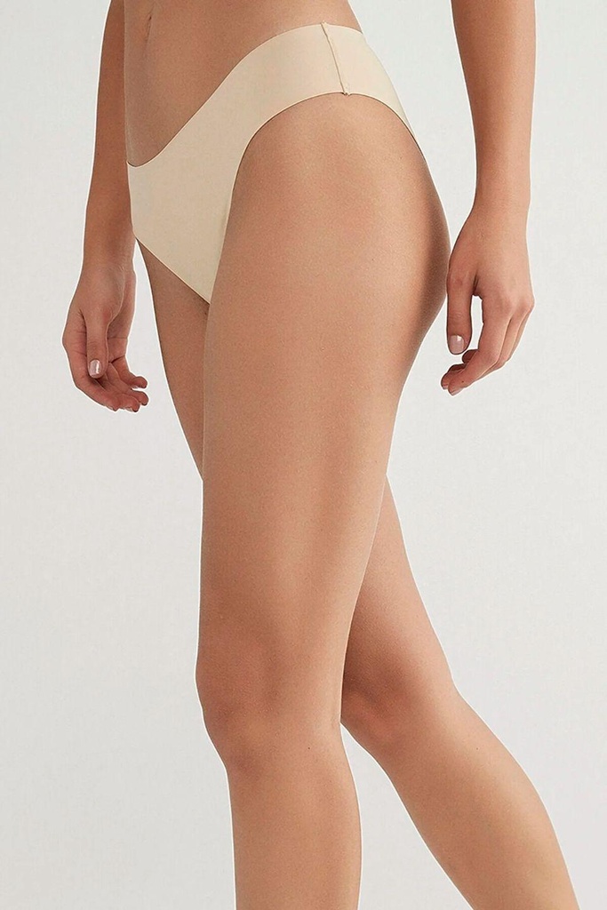 4a14788d-pl6wl58w23iy_nude_2.jpg