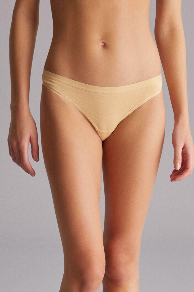 04472c0b-plfjvocu19iy_nude.jpg