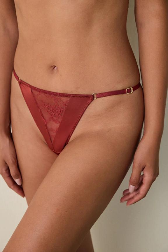 Mbathje Femrash (Intimo)