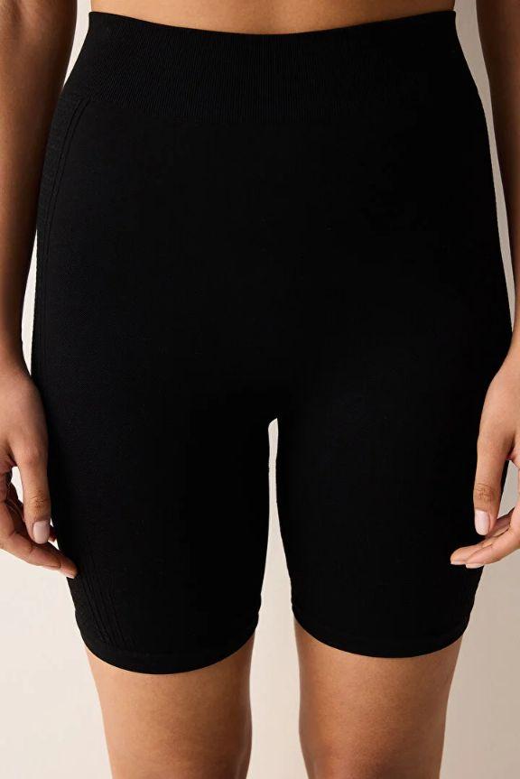 Streçe