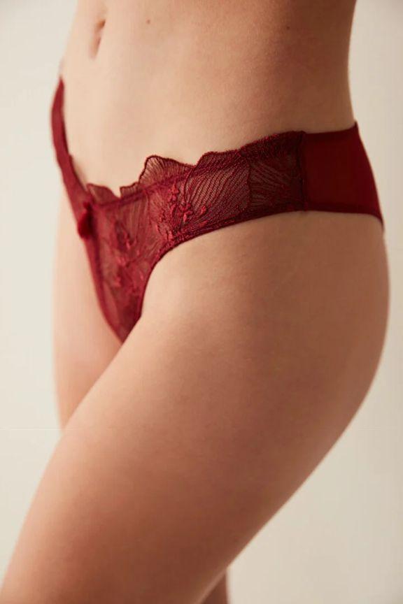 Mbathje Femrash (Intimo)