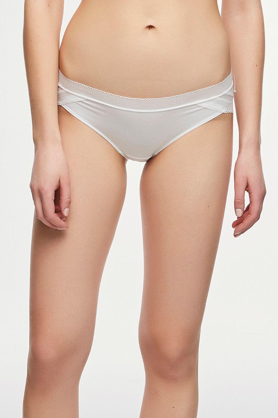 Mbathje Femrash (Intimo) (E bardhe)