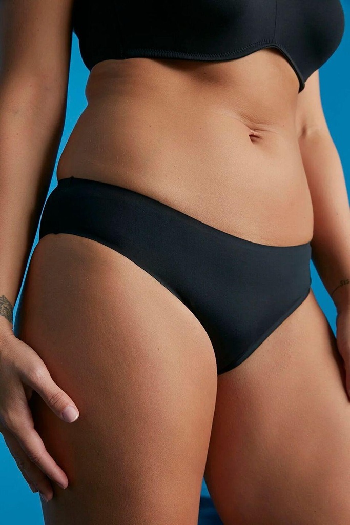 Mbathje Femrash (Intimo)