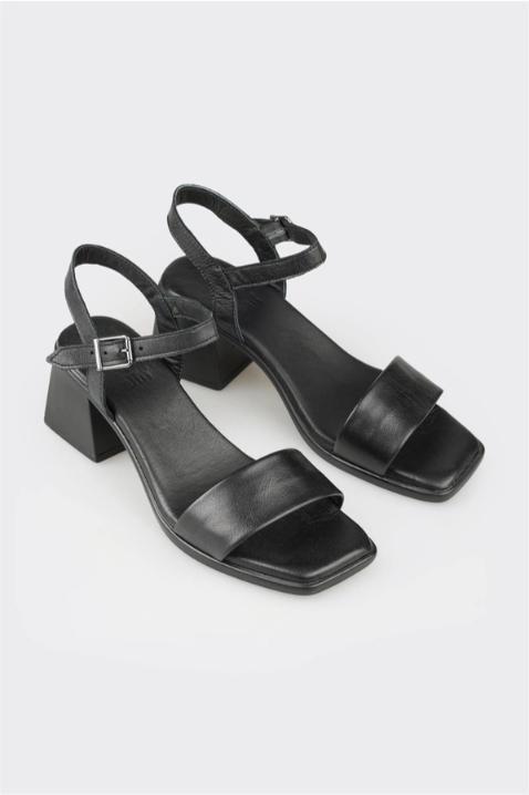 Sandale (40, E zeze)