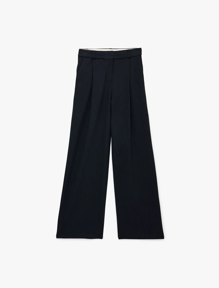 [8684970841423] Pants (42)